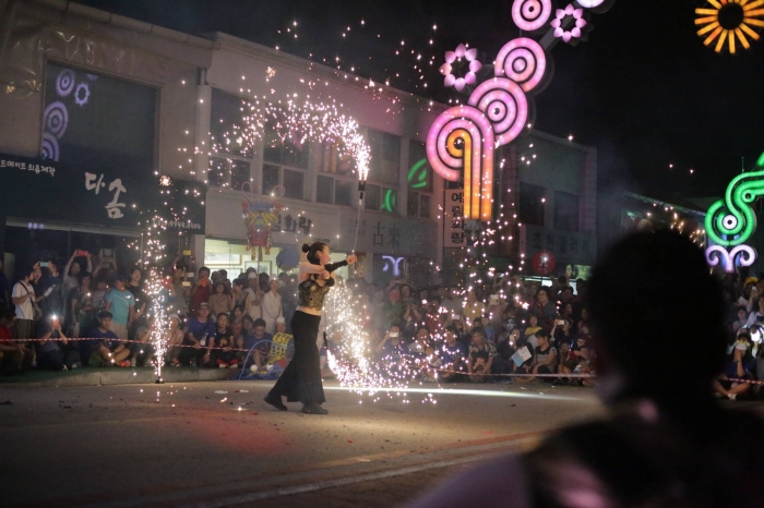 http://mail.thefestival.co.kr/upfile/img/2015/09/thefestival_1441069558.jpg